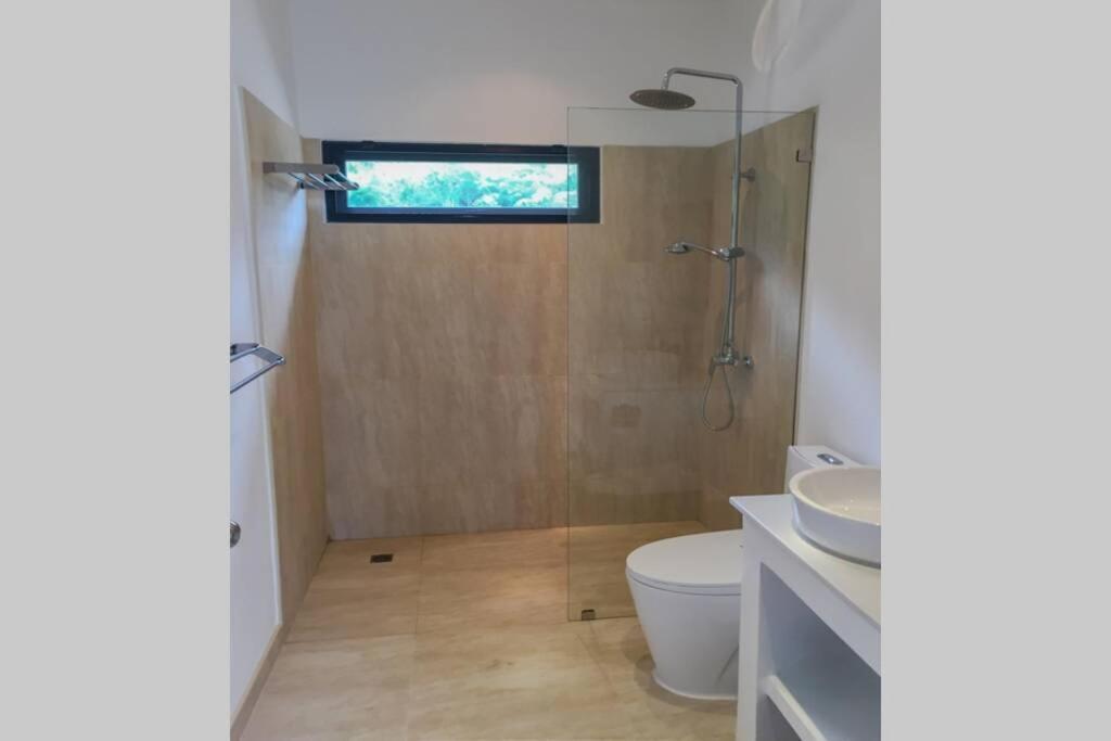 Mokkaran, 3 Bedrooms, Chaweng Noi וילה